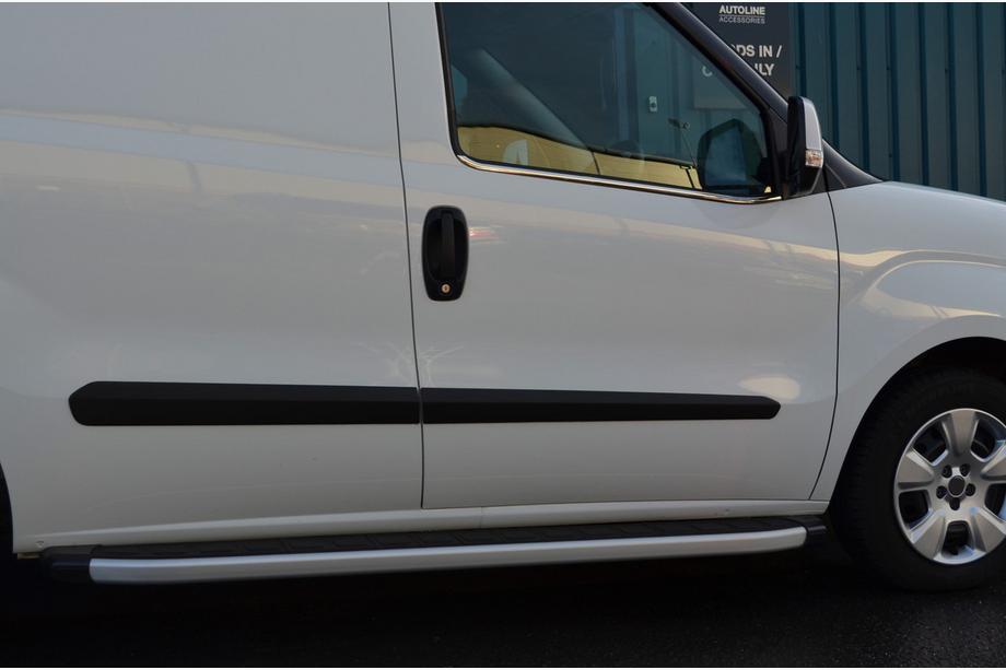 Opel Combo 2012-2018 гг. Окантовка стекол Нержавейка 2 шт, Carmos - Турецкая сталь Image