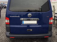 Volkswagen T5 2010-2015 гг. Накладка на ручку задней двери над номером (нержавейка) Multivan, OmsaLine - Итальянская Нержавейка фото 2