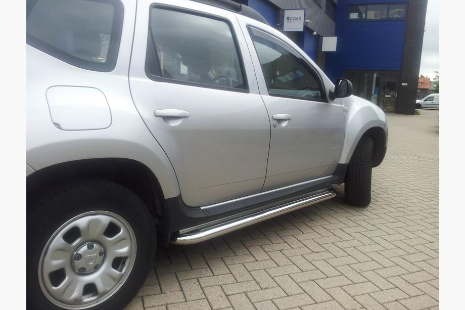 Dacia Duster 2008-2018 гг. Боковые Подножки Premium (2 шт., Нержавейка) Image