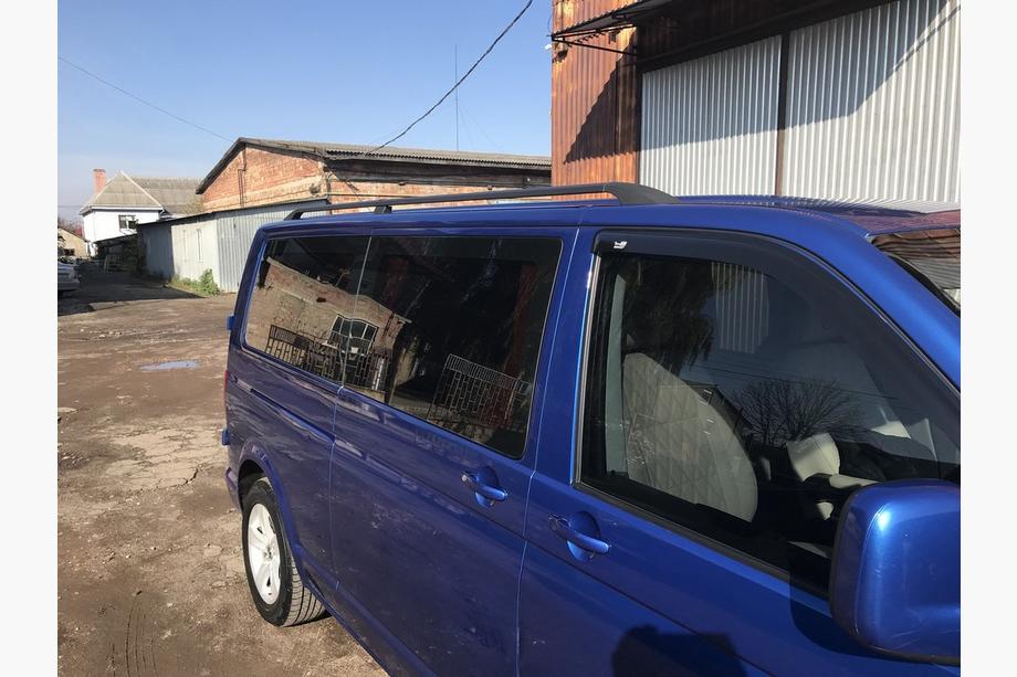Volkswagen T5 Transporter 2003-2010 гг. Черные рейлинги Длинная база, пластиковые ножки Фото 4