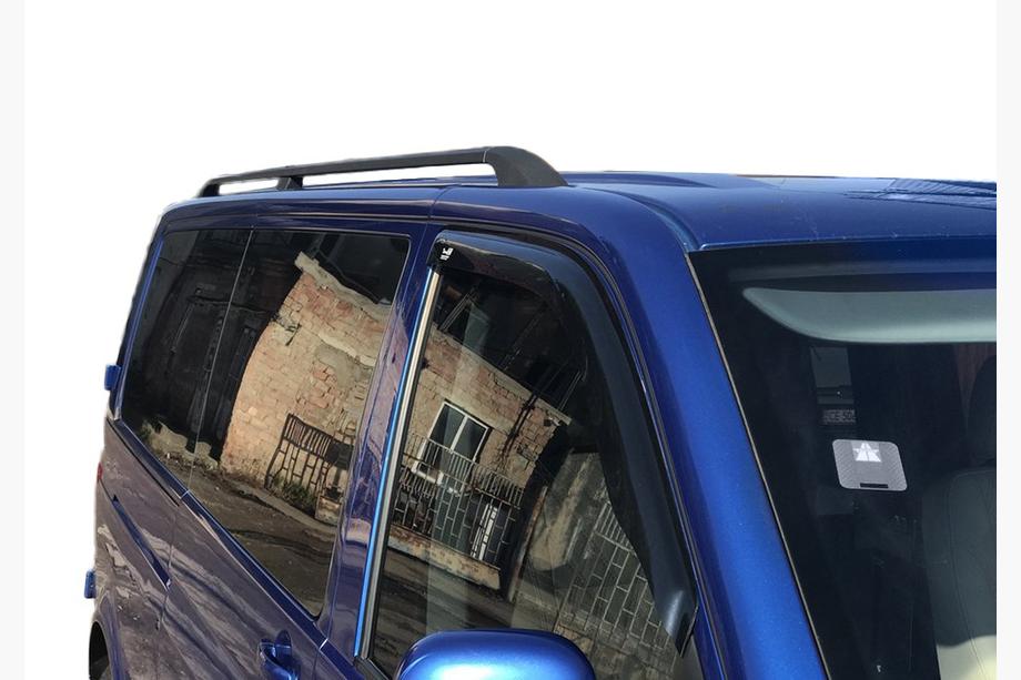 Volkswagen T5 2010-2015 гг. Черные рейлинги Image