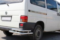 Volkswagen T4 Transporter 1990-2003 гг. Задние двойные уголки AK003-Double (2 шт., нержавейка) фото 5