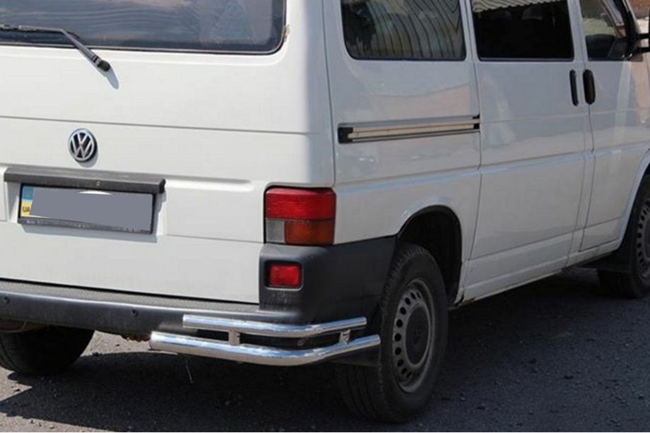 Volkswagen T4 Caravelle/Multivan 1990–2003 гг. Задние двойные уголки AK003-Double (2 шт., нержавейка) Фото 4