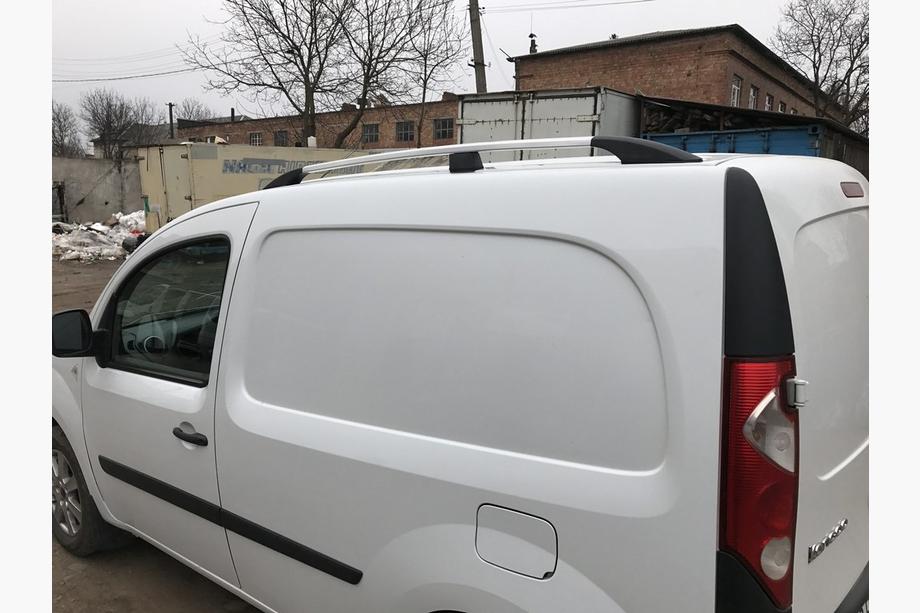Renault Kangoo 2008–2020 гг. Хромированные Рейлинги Макси база, Пластиковые ножки Фото 11