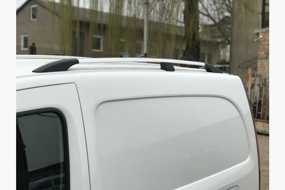 Renault Kangoo 2008–2020 гг. Хромированные Рейлинги Макси база, Пластиковые ножки Фото 13