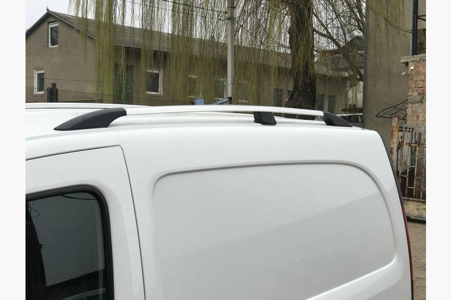 Renault Kangoo 2008–2020 гг. Хромированные Рейлинги Макси база, Пластиковые ножки Фото 14