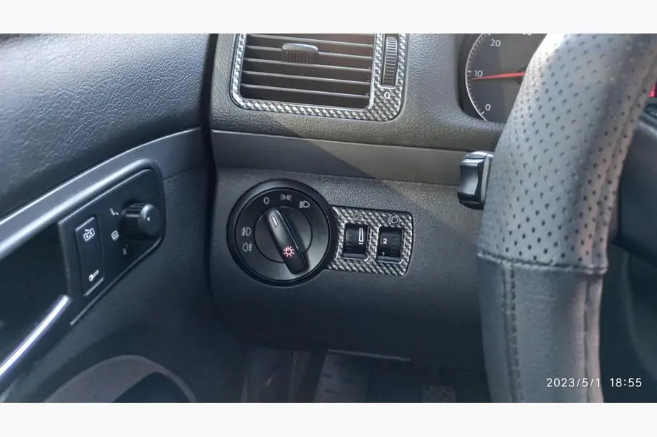 Volkswagen Touran 2003-2010 гг. Накладки на Панель Приборов Титан Фото 14