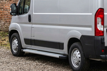 Fiat Ducato 2006-2025 гг. Боковые Подножки Maya V2 (2 шт., Алюминий) фото 1