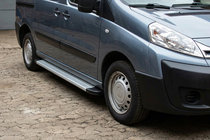 Peugeot Expert 2007-2016 гг. Боковые Подножки Maya V2 (2 шт., Алюминий) фото 1