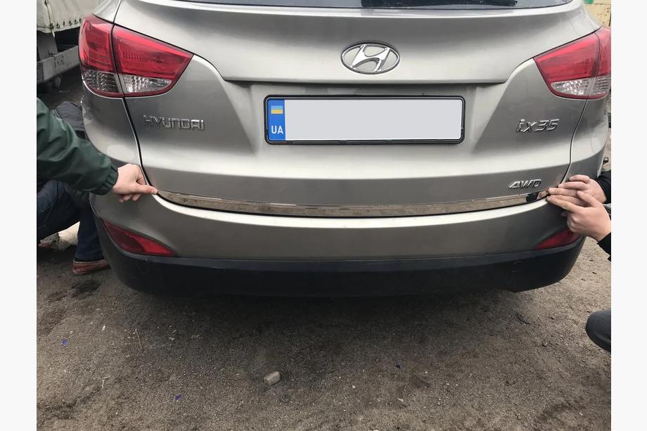 Hyundai IX-35 2010-2015 гг. Накладка на багажник нержавейка Carmos - Турецкая Нержавеющая Сталь Фото 3