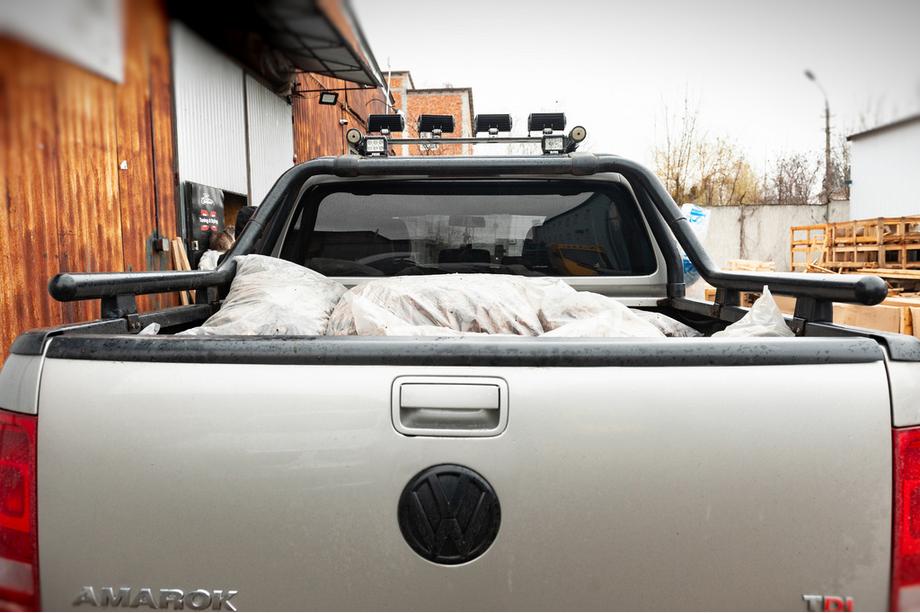Volkswagen Amarok 2010-2022 гг. Дуга на кузов (черная) 60мм Фото 3