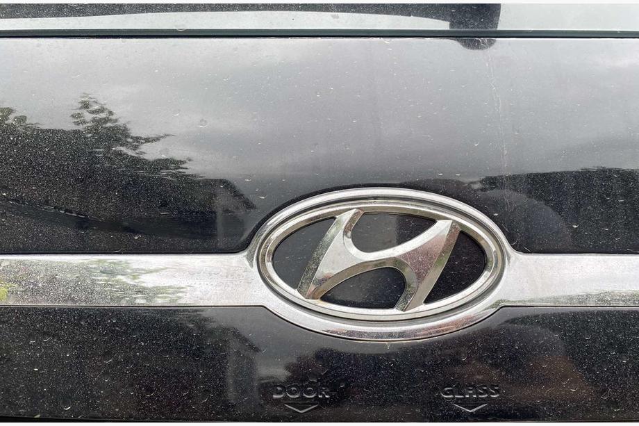 Hyundai Tucson JM 2004- гг. Эмблема (самоклеящаяся, 125 мм (65 мм)) Image