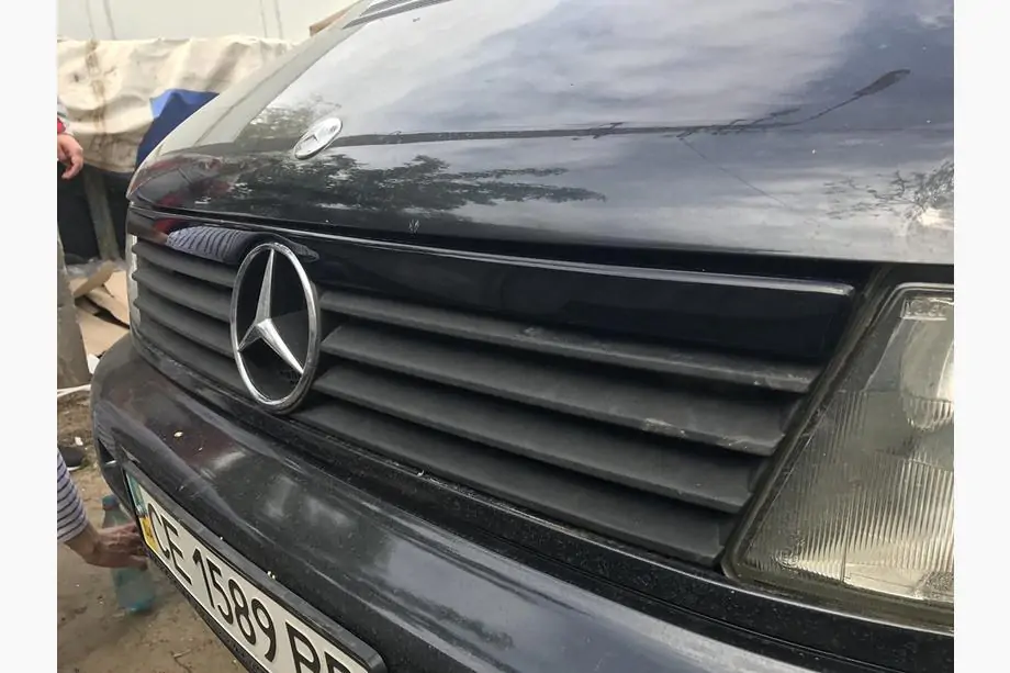 Mercedes Vito W638 1996-2003 гг. Накладка на решетку радиатора (пластик) Фото 2