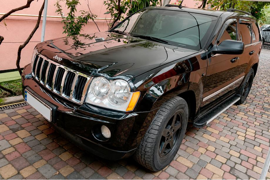 Jeep Grand Cherokee WK 2004-2010 гг. Боковые Подножки Maya V1 (2 шт., Алюминий) Фото 1