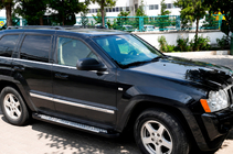 Jeep Grand Cherokee WK 2004-2010 гг. Боковые пороги Allmond Grey (2 шт., алюминий) фото 1