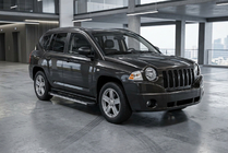 Jeep Compass 2006-2016 гг. Боковые Подножки Maya V1 (2 шт., Алюминий) фото 1