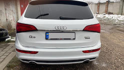 Audi Q5 2008-2017 гг. Хромированная накладка над номером (нержавейка) фото 2