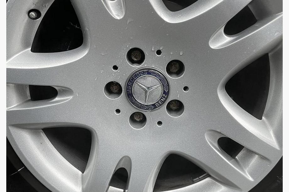 Mercedes-Benz Колпачки на диски 71/75 мм без кольца (4 шт, синие V2) Фото 2