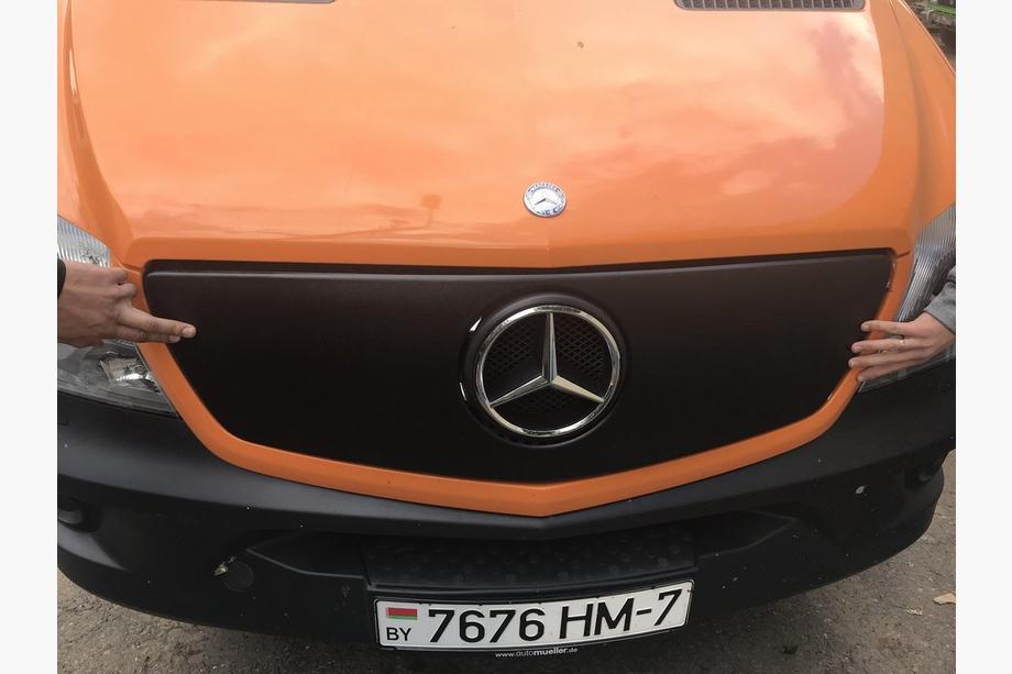 Mercedes Sprinter W906 2006–2018 гг. Зимняя накладка на решетку радиатора V1 (2013↗) Фото 6