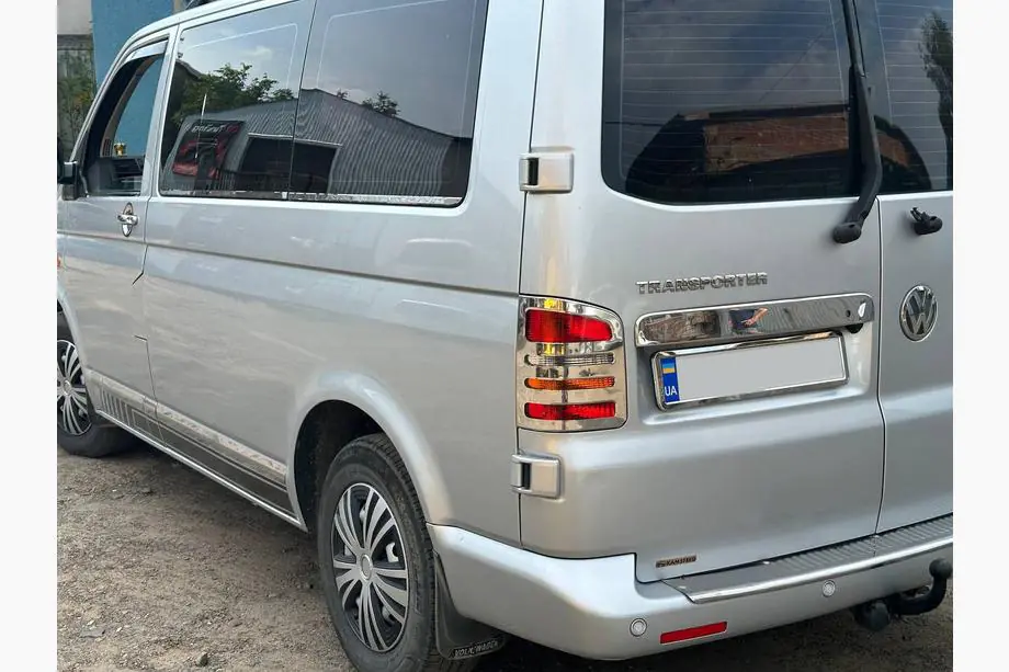 Volkswagen T5 Caravelle 2004-2010 гг. Хромированные Накладки на Задние Фонари (Carmos, 2 шт, Нержавейка) 2 двери, Carmos - Турецкая сталь Фото 4