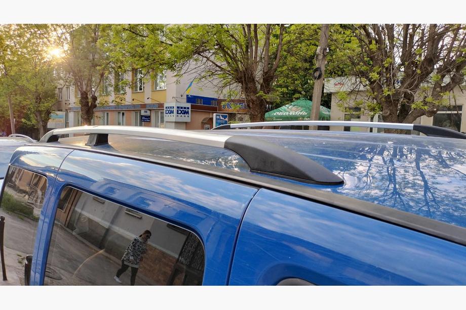 Fiat Doblo I 2005-2010 гг. Хромированные Рейлинги Стандартная база, пластиковые ножки Фото 2