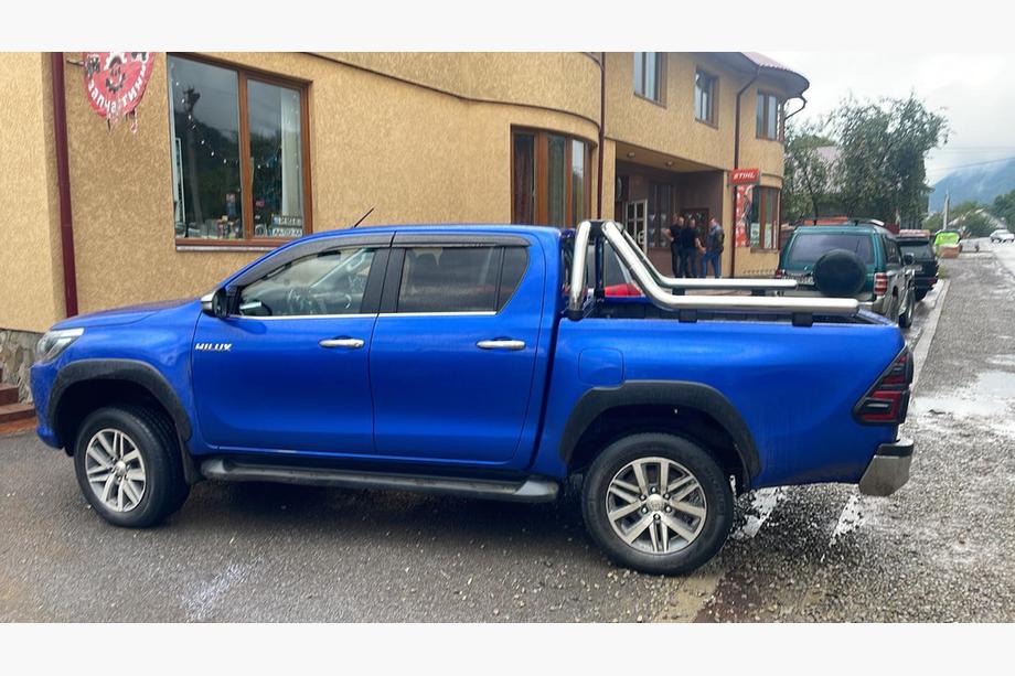 Toyota Hilux 2015- гг. Дуга из нержавеющей стали Image