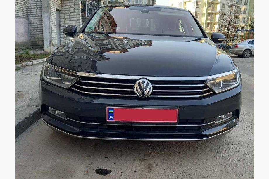 Volkswagen Passat B8 2015-2023 гг. Накладки на передний бампер из нержавеющей стали (2015-2018, 3 шт) Carmos - Турецкая Нержавеющая Сталь Фото 2
