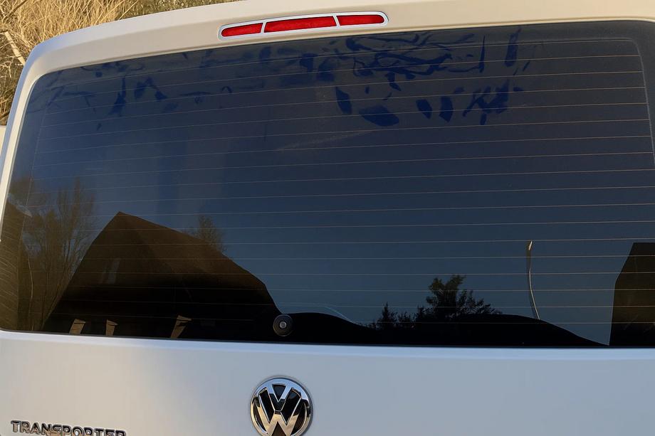 Volkswagen T6 2015-2024 гг. Накладка на верхний отражатель (2 шт., нерж. сталь) Фото 1
