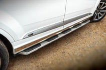 Audi Q7 2015–2026 гг. Боковые Подножки OEM V1 (2 шт., Алюминий) фото 2