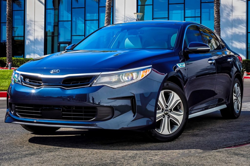 Обзор Kia Optima Hybrid 2017-го года