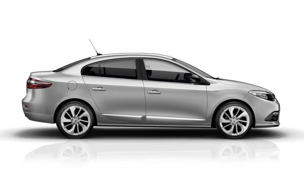 Обзор Renault Fluence 2017 модельного года