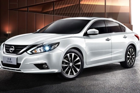 Обзор седана Nissan Teana