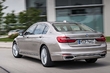 BMW дополнит седьмую серию гибридными моделями фото 2