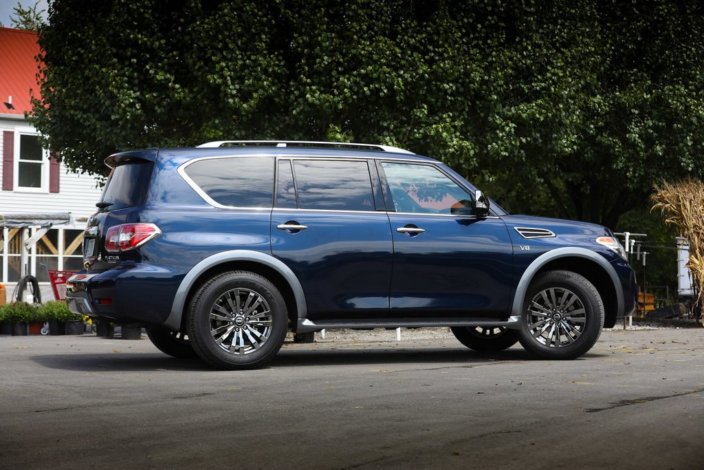 Внедорожник Nissan Armada получил уникальную версию Platinum Reserve