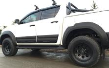 Toyota Hilux 2015- гг. Расширители колесных арок (2015-2020, ABS, на болтах) фото 7