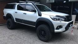 Toyota Hilux 2015- гг. Расширители колесных арок (2015-2020, ABS, на болтах) фото 8