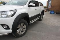 Toyota Hilux 2015- гг. Расширители колесных арок (2015-2020, ABS, на болтах) фото 11