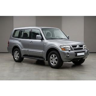 Боковые пороги Bosphorus Black (2 шт., алюминий) Mitsubishi Pajero Wagon III 1999-2006 гг. фото 1