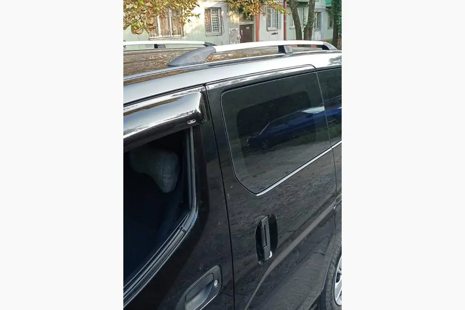 Nissan NV200 2009- гг. Хромированные Рейлинги Image
