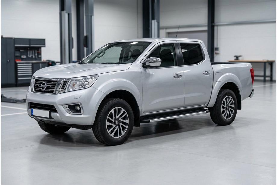 Nissan Navara/NP300 2016- гг. Боковые пороги Fullmond (2 шт., алюминий) Фото 1