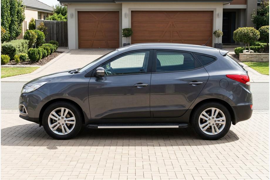 Hyundai IX-35 2010-2015 гг. Боковые Подножки Maya V1 (2 шт., Алюминий) Image