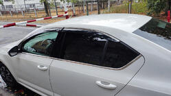 Skoda Octavia III A7 2013-2019 гг. Ветровики с хромированным молдингом LiftBack (4 шт, Niken) фото 1