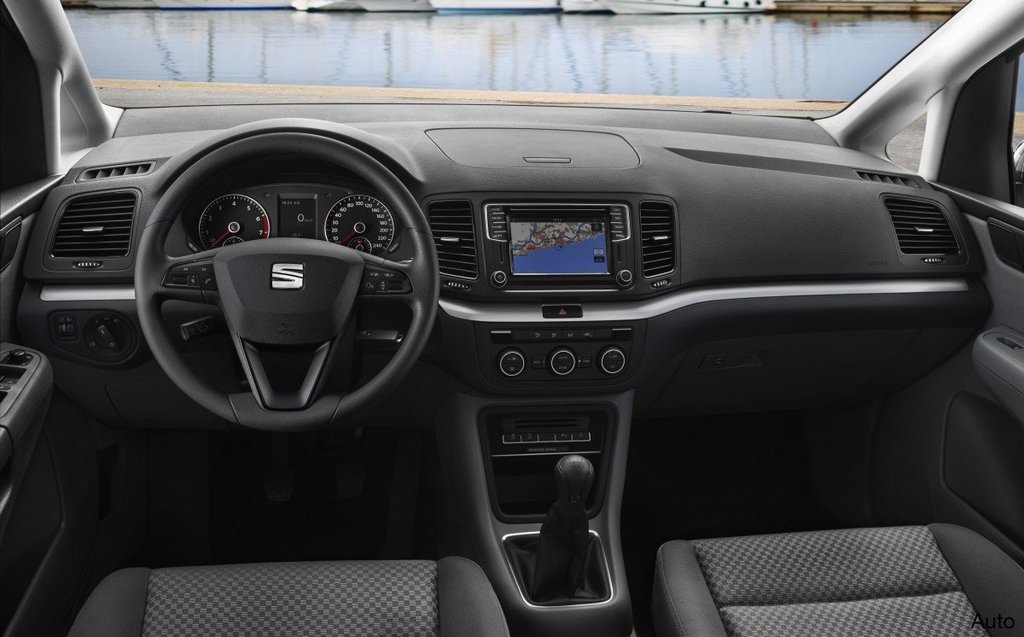 Обзор минивэна Seat Alhambra