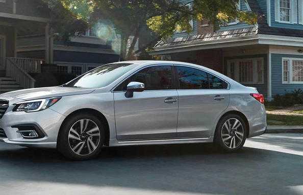 Седан Subaru Legacy шестого поколения фото 5
