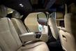 Премиальный седан Jaguar XJ фото 6