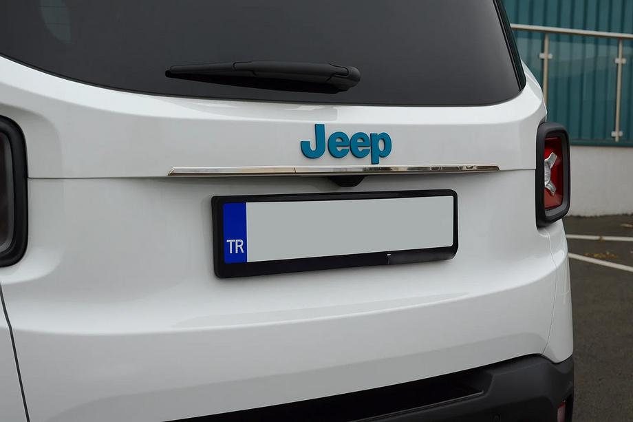 Jeep Renegade 2014- гг. Хромированная накладка над номером (нержавейка) Image