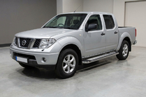 Nissan Navara 2006-2015 гг. Боковые Подножки Maydos V2 (2 шт., Алюминий и Нержавейка) фото 1