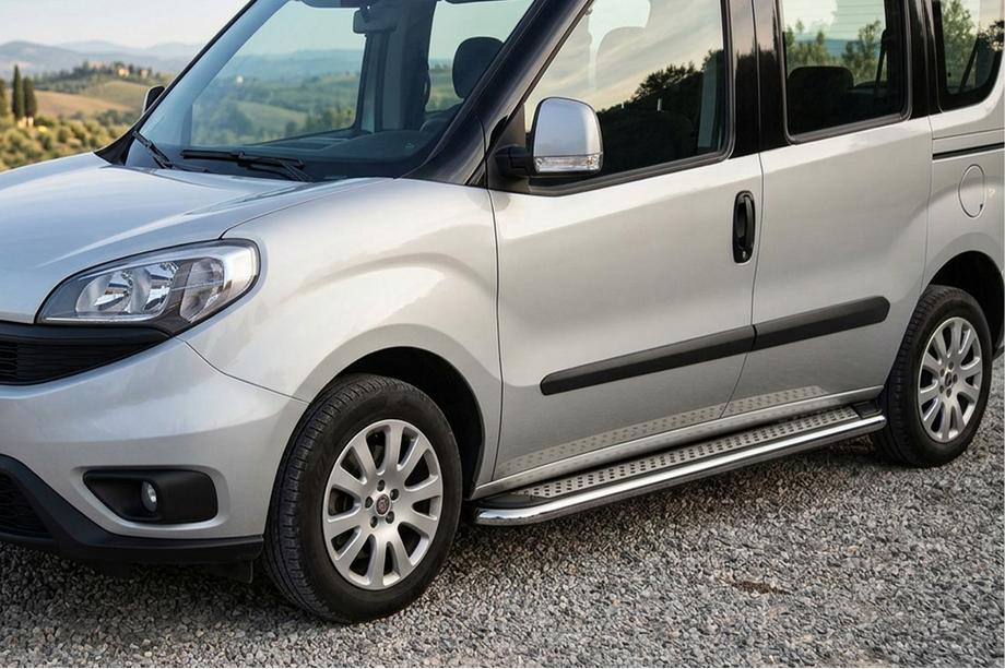 Opel Combo 2012-2018 гг. Боковые Подножки Maydos V2 (2 шт., Алюминий и Нержавейка) Макси база Image
