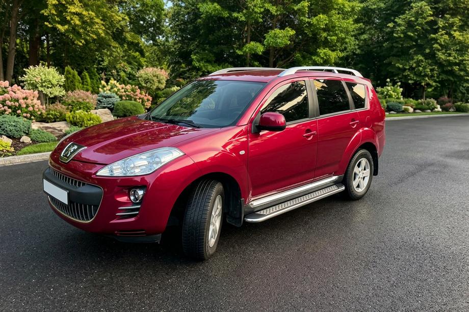 Peugeot 4007 2007-2013 гг. Боковые Подножки Maydos V2 (2 шт., Алюминий и Нержавейка) Image