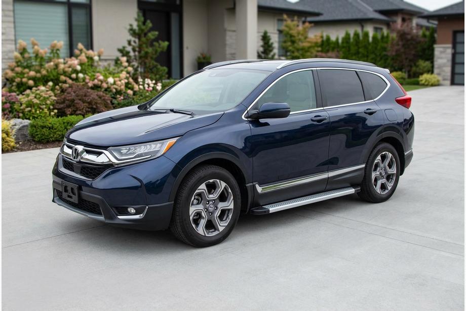 Honda CRV 2017-2022 гг. Боковые Подножки Maya V2 (2 шт., Алюминий) Фото 1